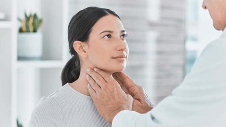 Kadınlarda 10 kat daha sık görülüyor! Çok üşüyorum diyenlere dikkat