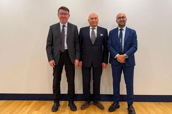 Dünyada 2 milyon 500 bin kişi protez uygulanıyor! İstanbul’da Uluslararası Ortopedik Enfeksiyonlar Toplantısı düzenlendi: “Protezlerin hayatı 30 yıla kadar uzandı”