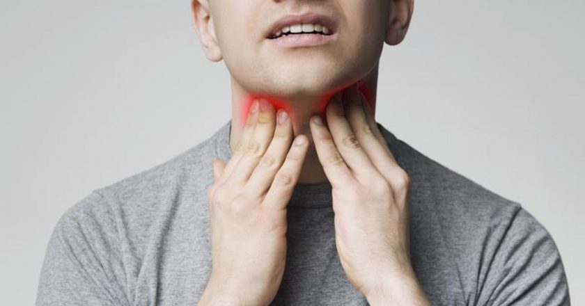 Laringeal kanserin belirtileri nelerdir? Laringeal kanseri nasıl anlarım? Tedavi yöntemleri nelerdir?