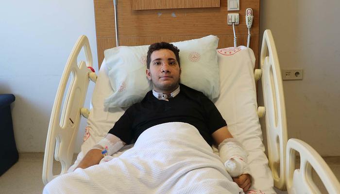 İzmir’de Mucize Kurtuluş … Yüzde 90 ölüm riski vardı: kazada genç burun, hayatını hayata bağlayan genç adam